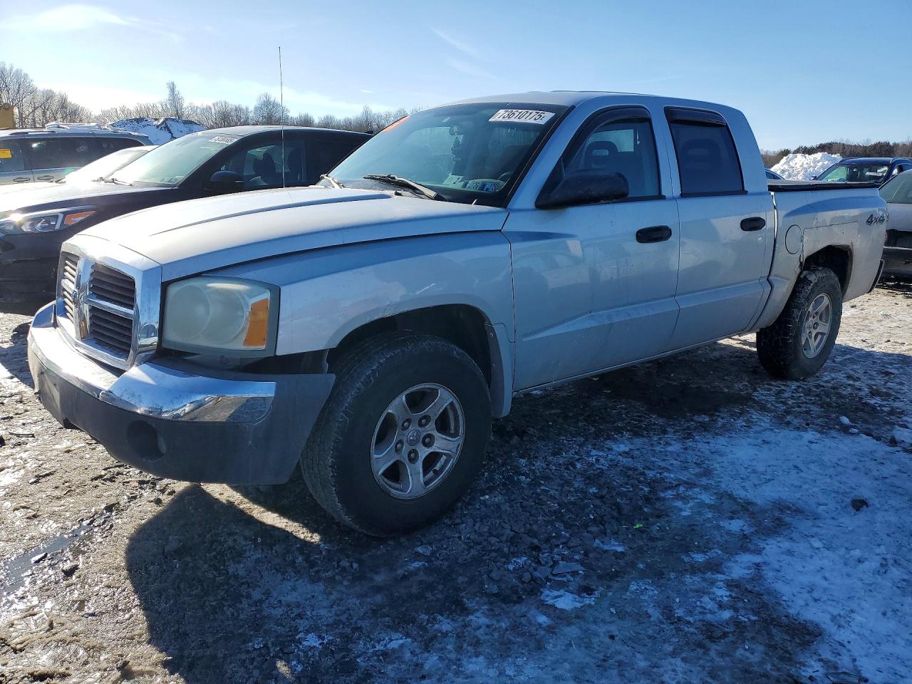 DODGE DAKOTA QUA 2005