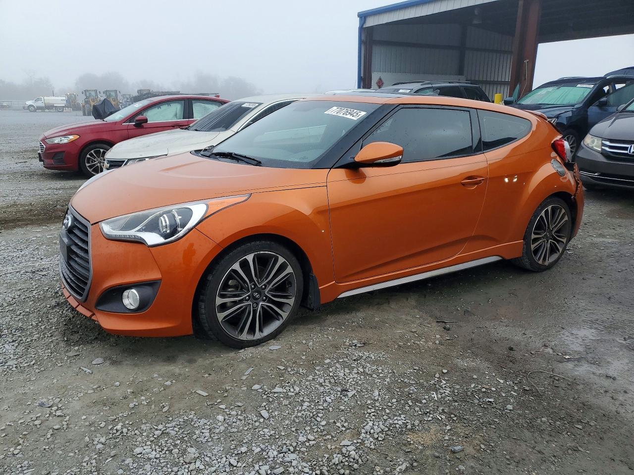 HYUNDAI VELOSTER 2016