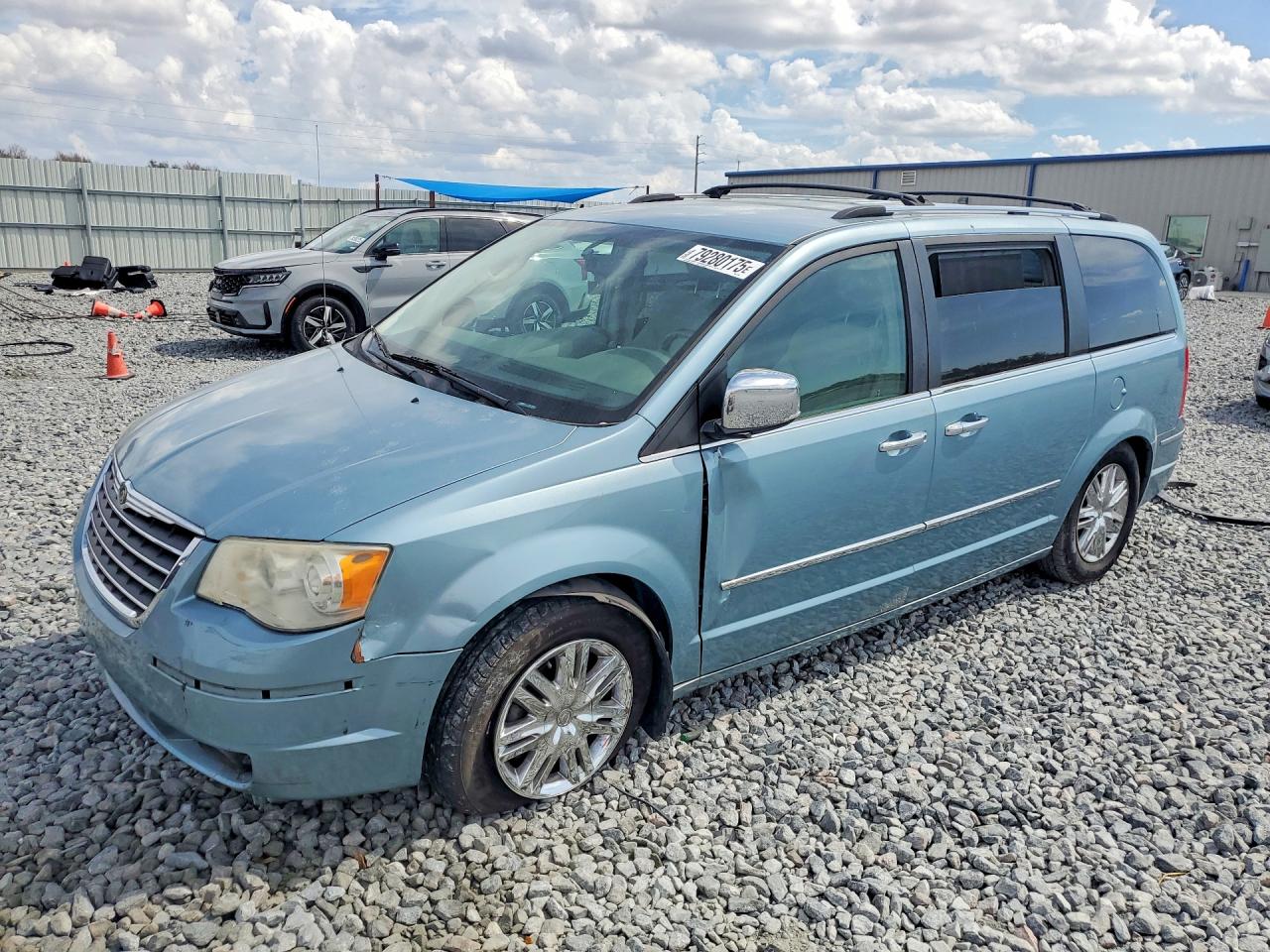 CHRYSLER TOWN & COUNTRY 2008