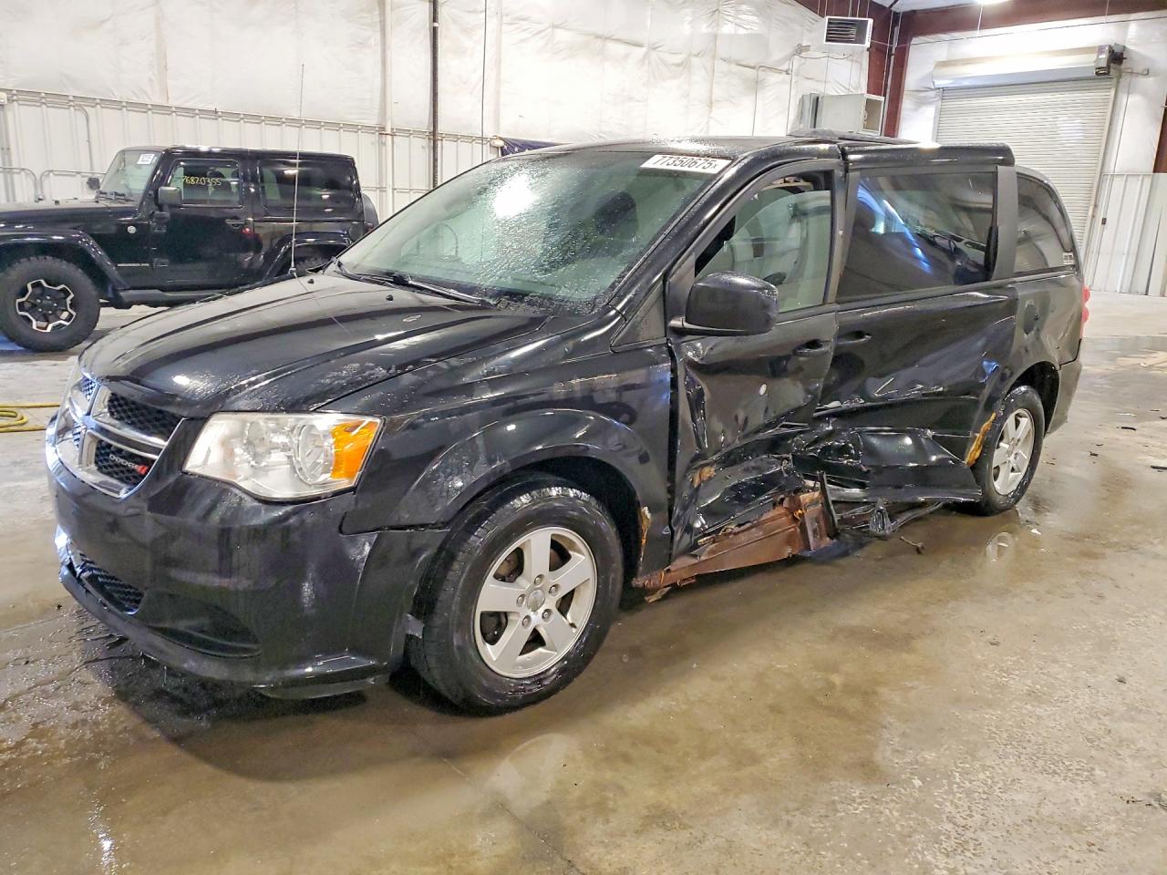 DODGE GRAND CARAVAN 2013