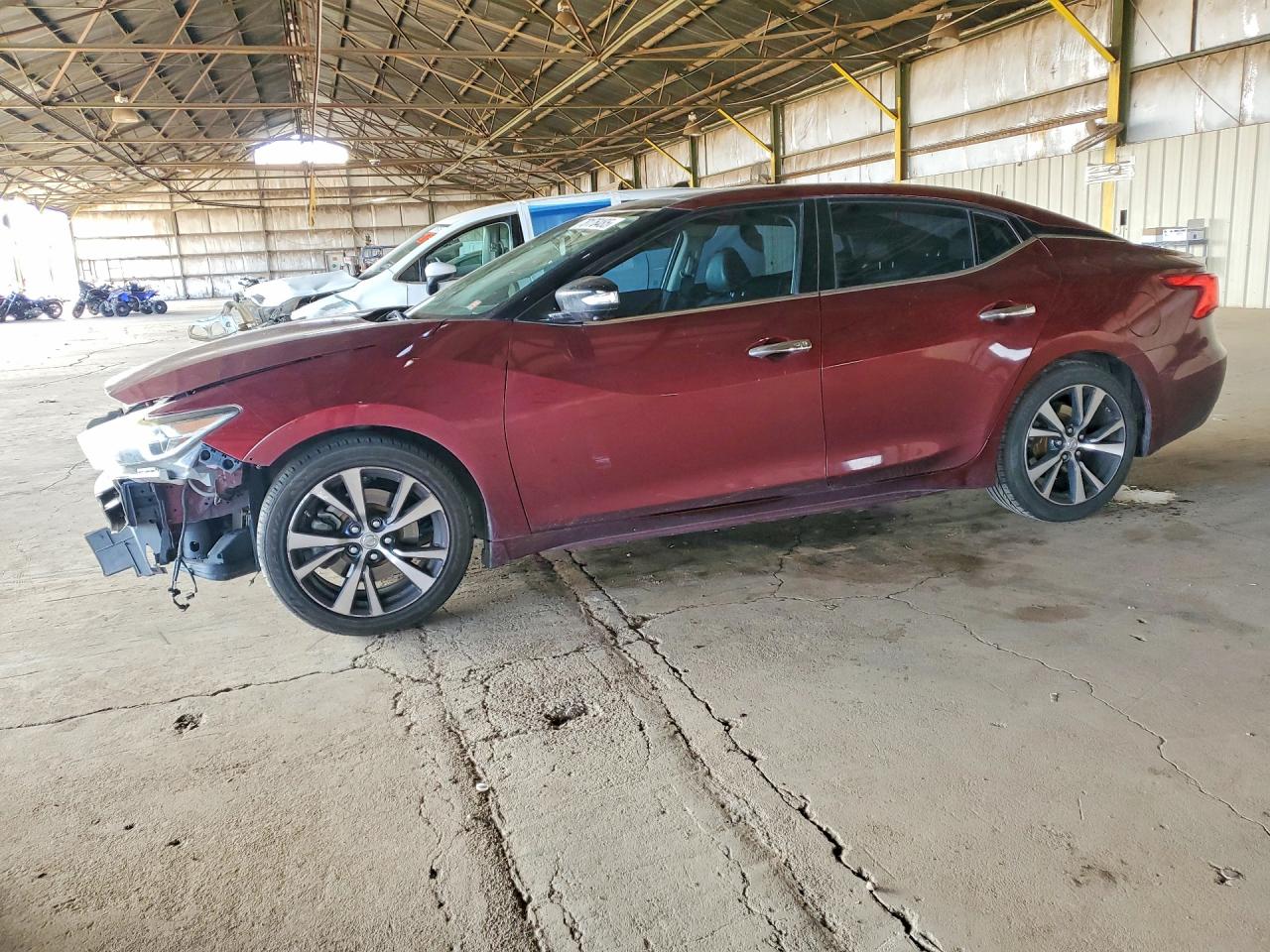 NISSAN MAXIMA 2016