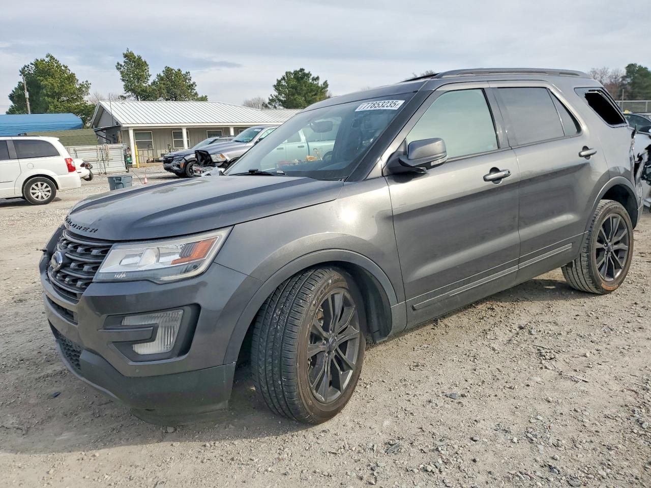 FORD EXPLORER 2017