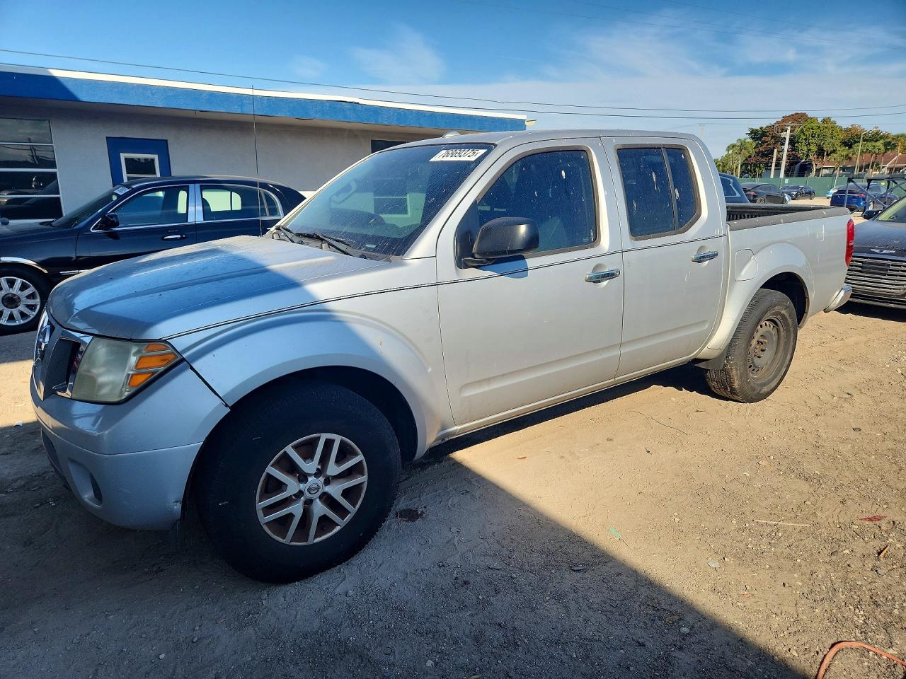 NISSAN FRONTIER 2016