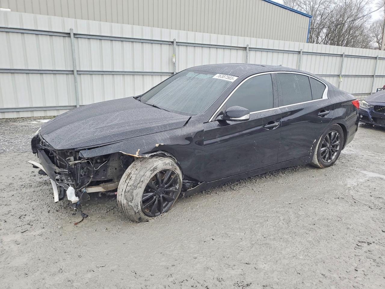INFINITI Q50 2015