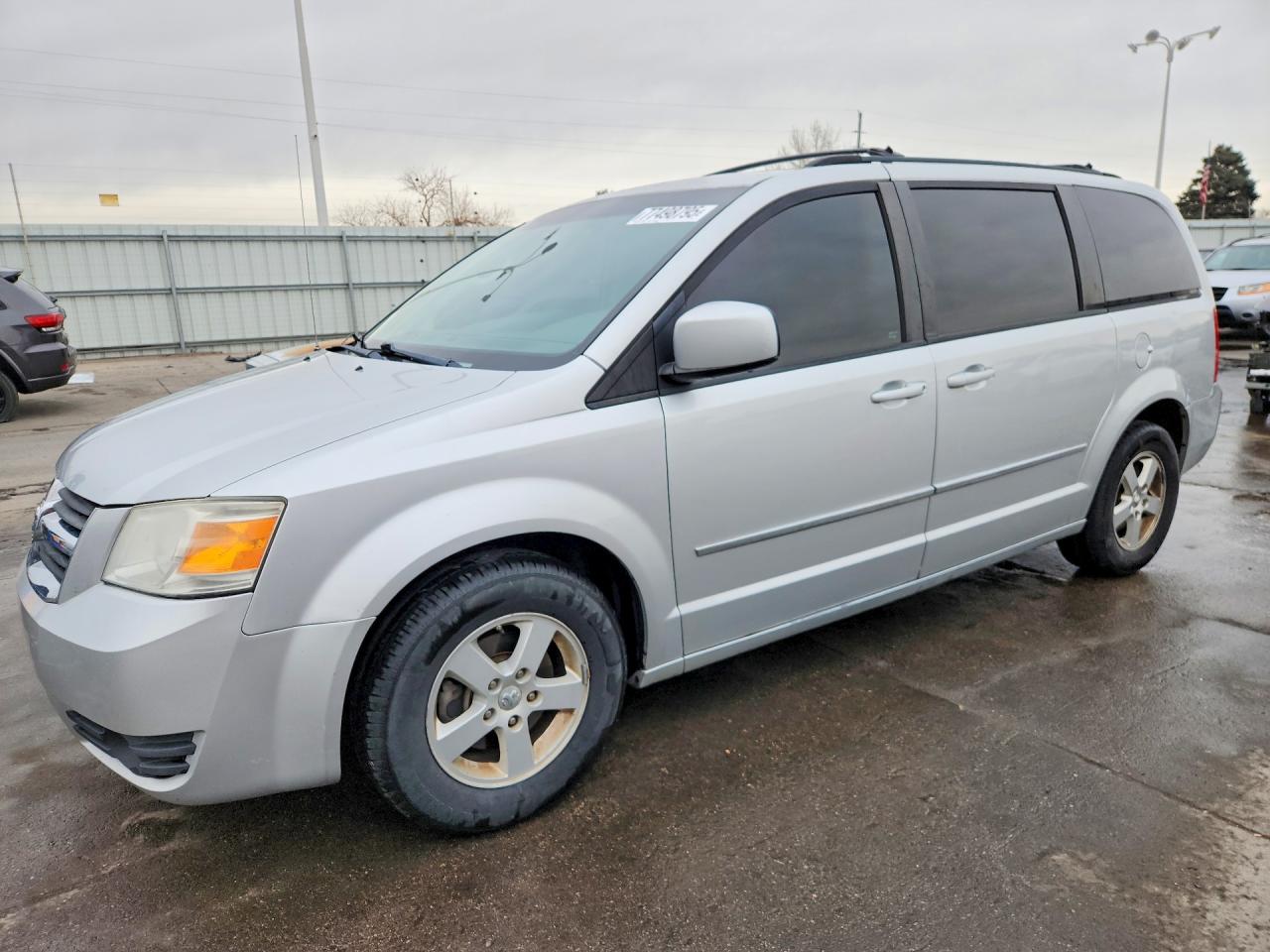 DODGE GRAND CARAVAN 2010