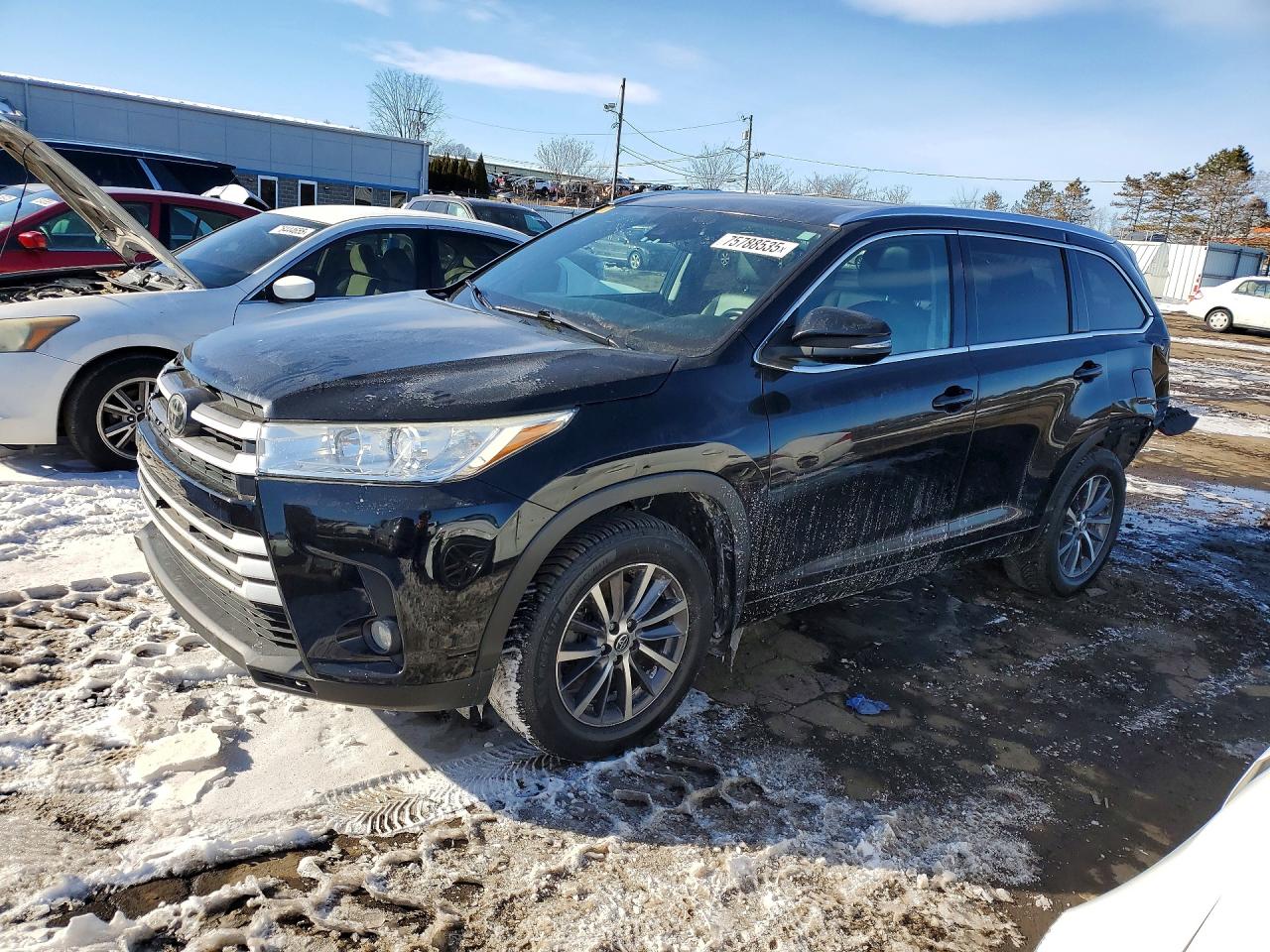 TOYOTA HIGHLANDER 2018