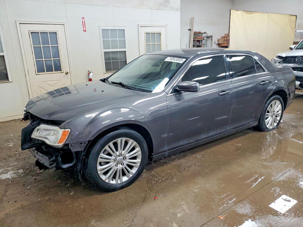 CHRYSLER 300 2013
