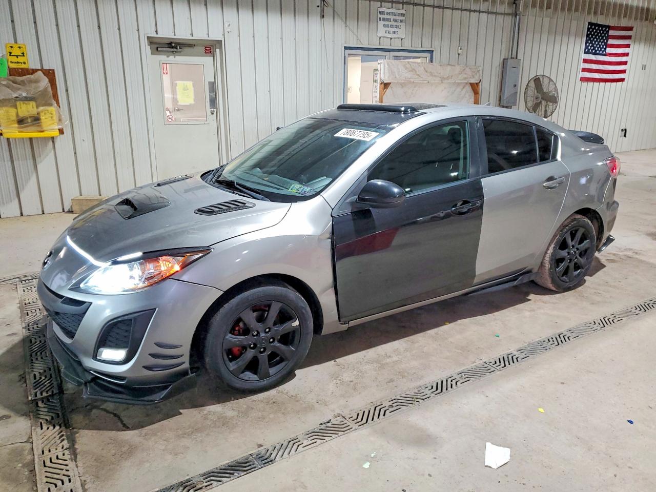 MAZDA 3 2010