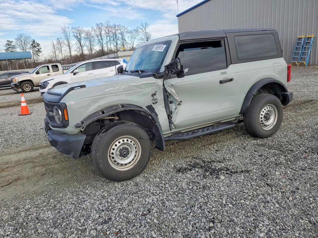 FORD BRONCO 2022
