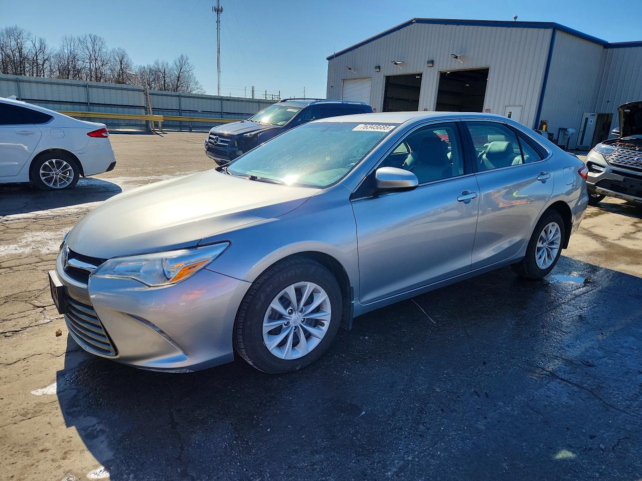 TOYOTA CAMRY 2015
