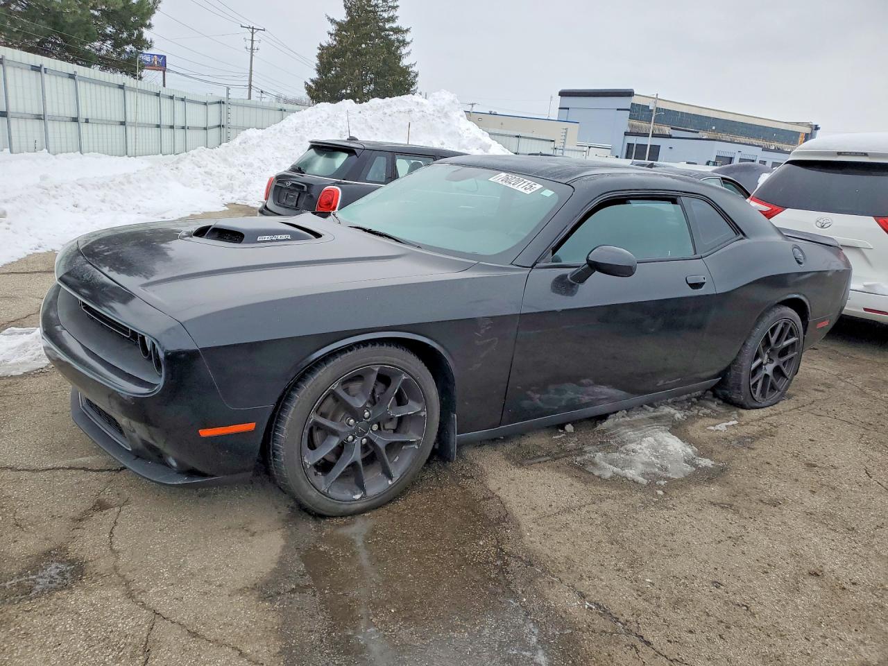 DODGE CHALLENGER 2016
