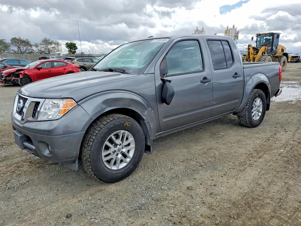 NISSAN FRONTIER 2017