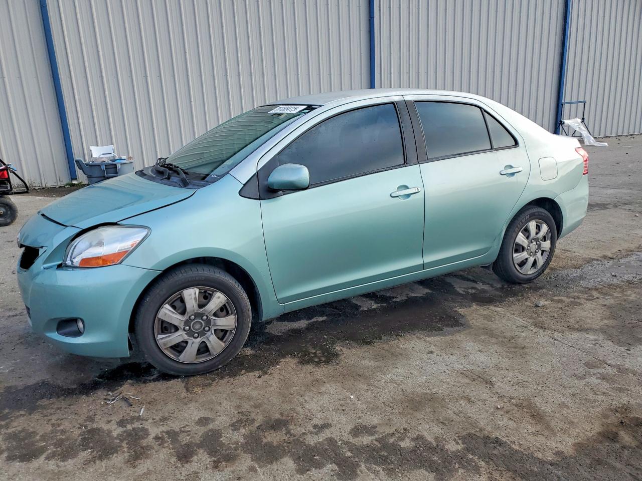 TOYOTA YARIS 2010