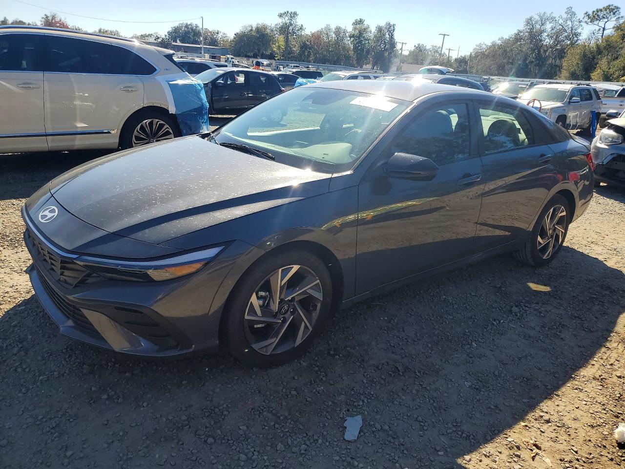 HYUNDAI ELANTRA 2025