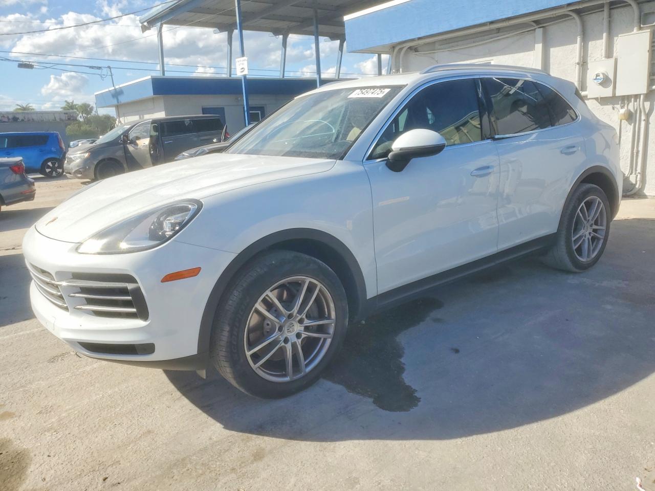 PORSCHE CAYENNE 2019