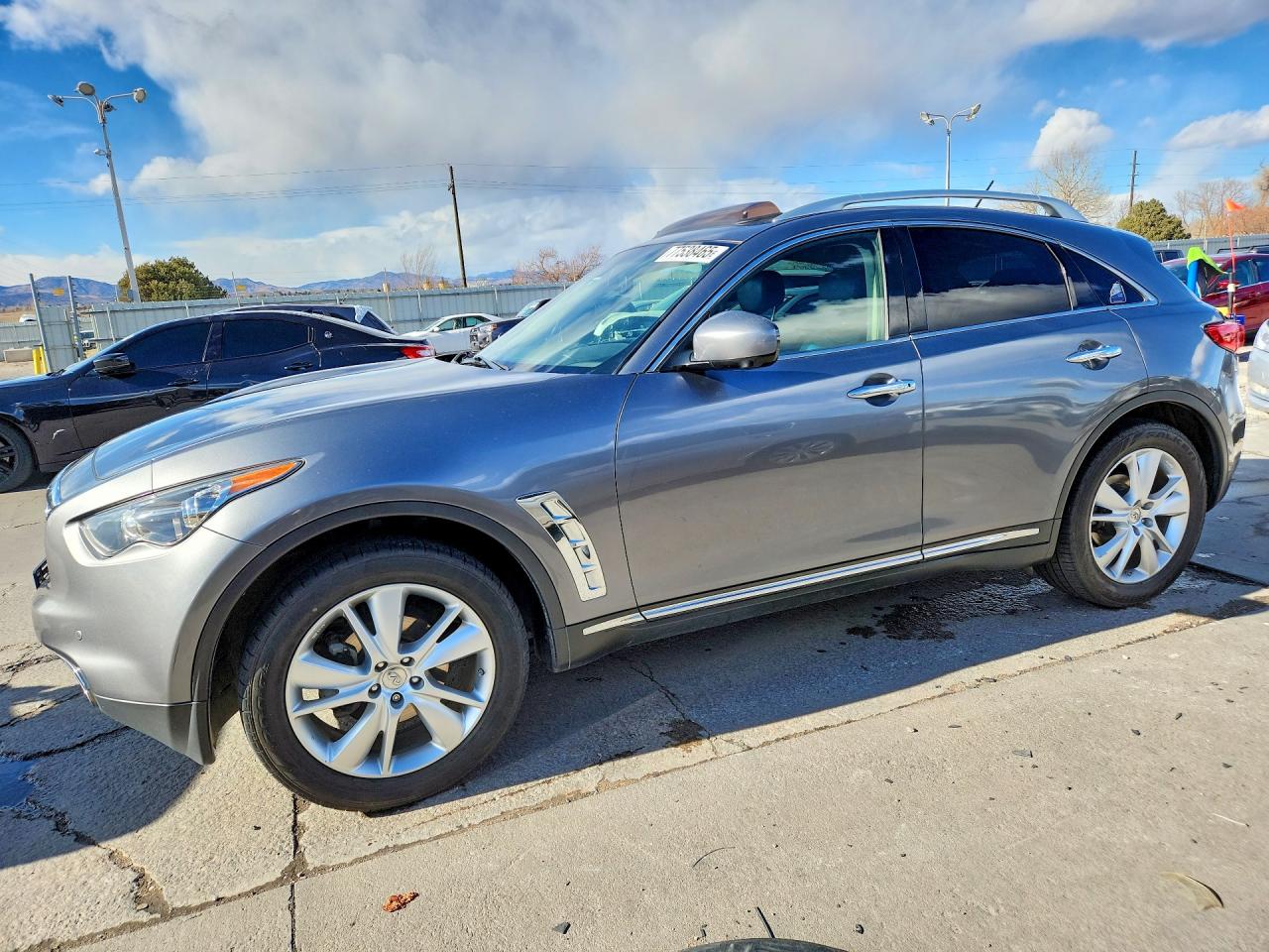 INFINITI FX35 2012