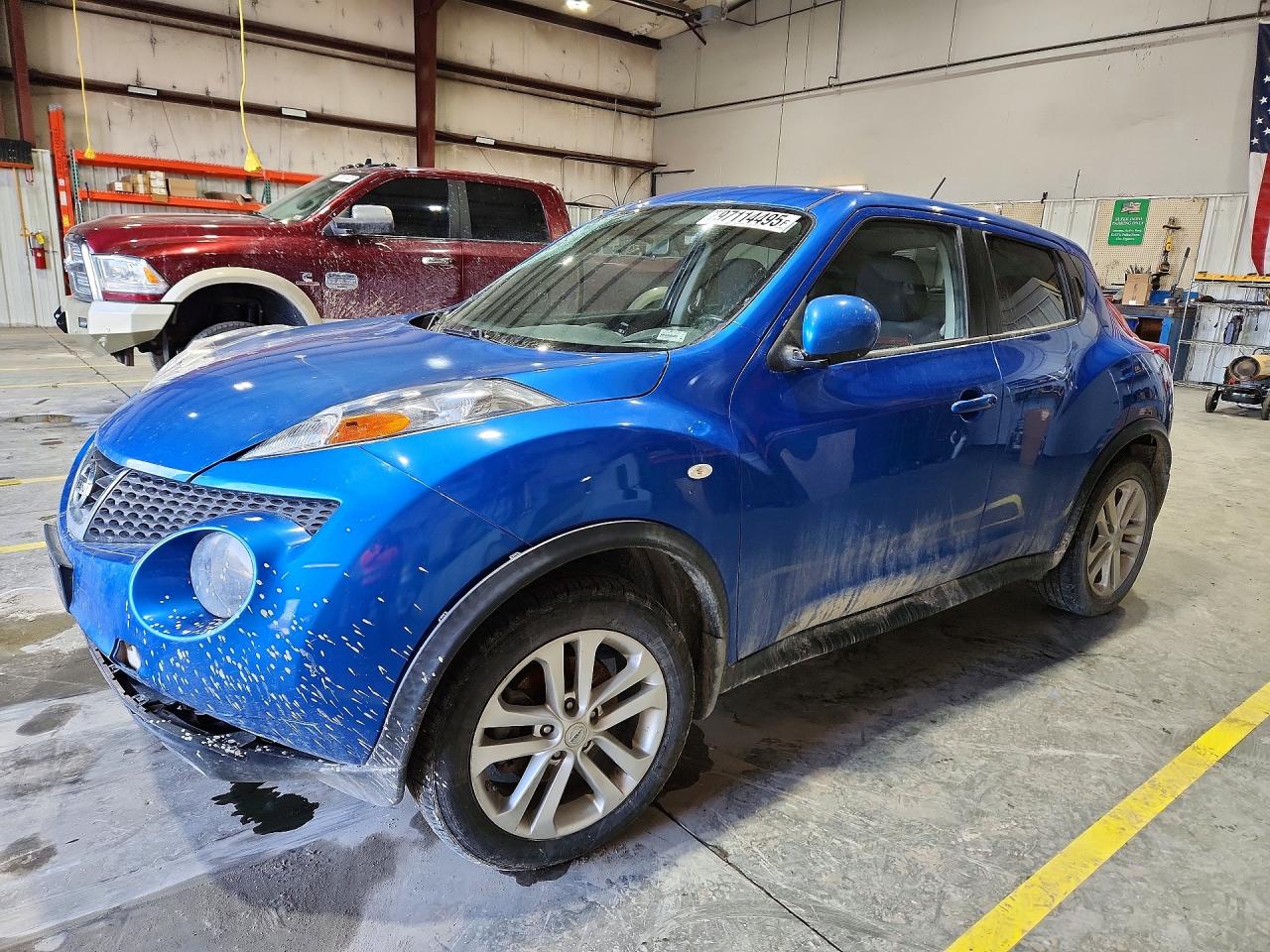 NISSAN JUKE S 2012