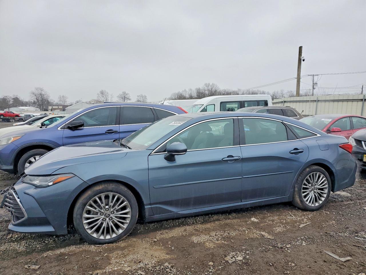 TOYOTA AVALON 2022