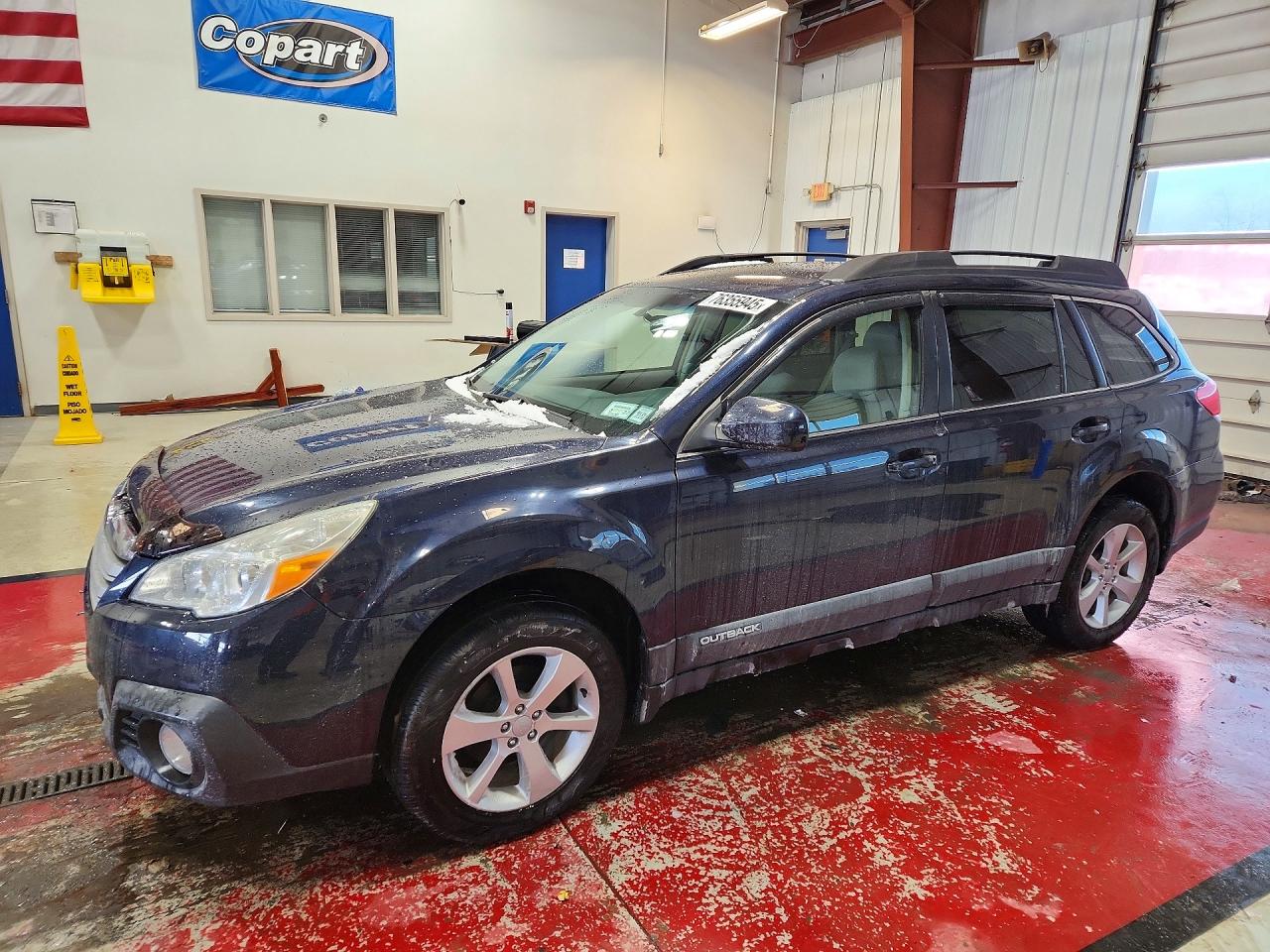 SUBARU OUTBACK 2013