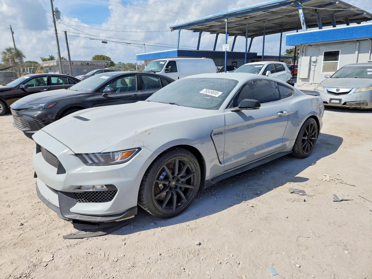 FORD MUSTANG 2017