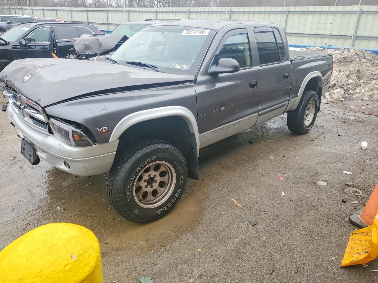 DODGE DAKOTA 2002