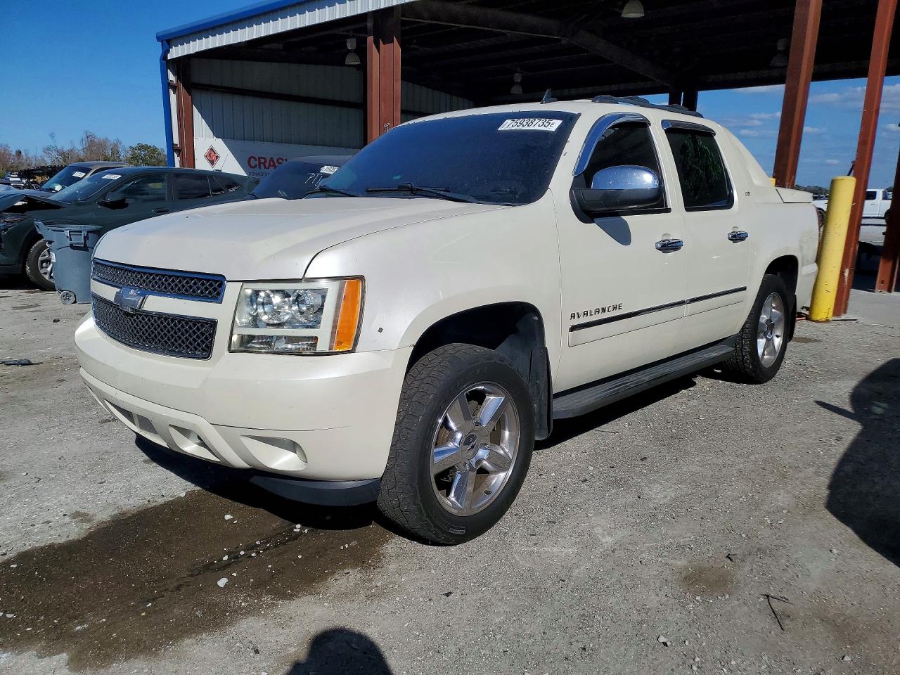 CHEVROLET AVALANCHE 2011