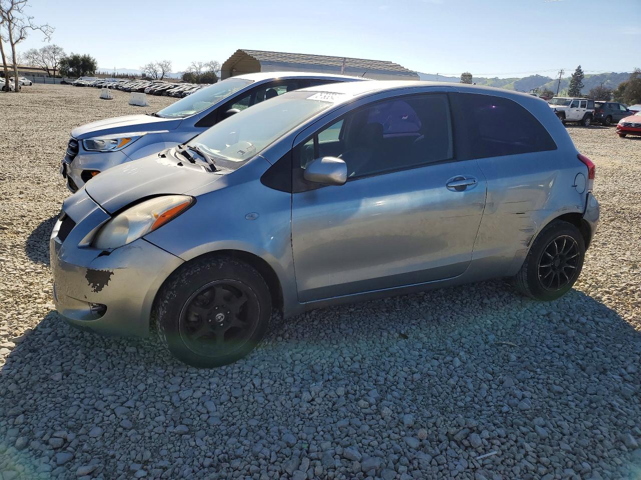 TOYOTA YARIS 2011