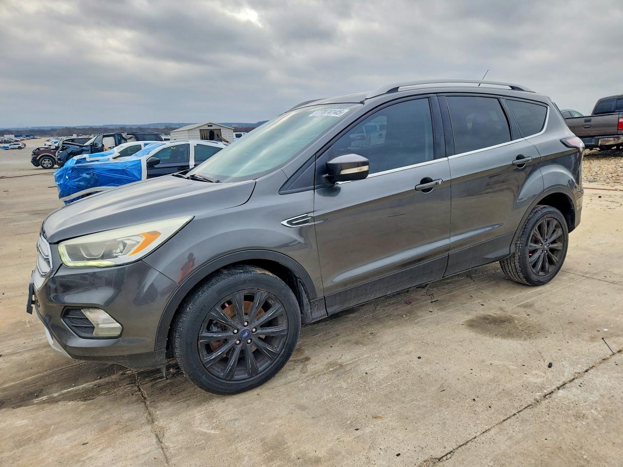 FORD ESCAPE 2017