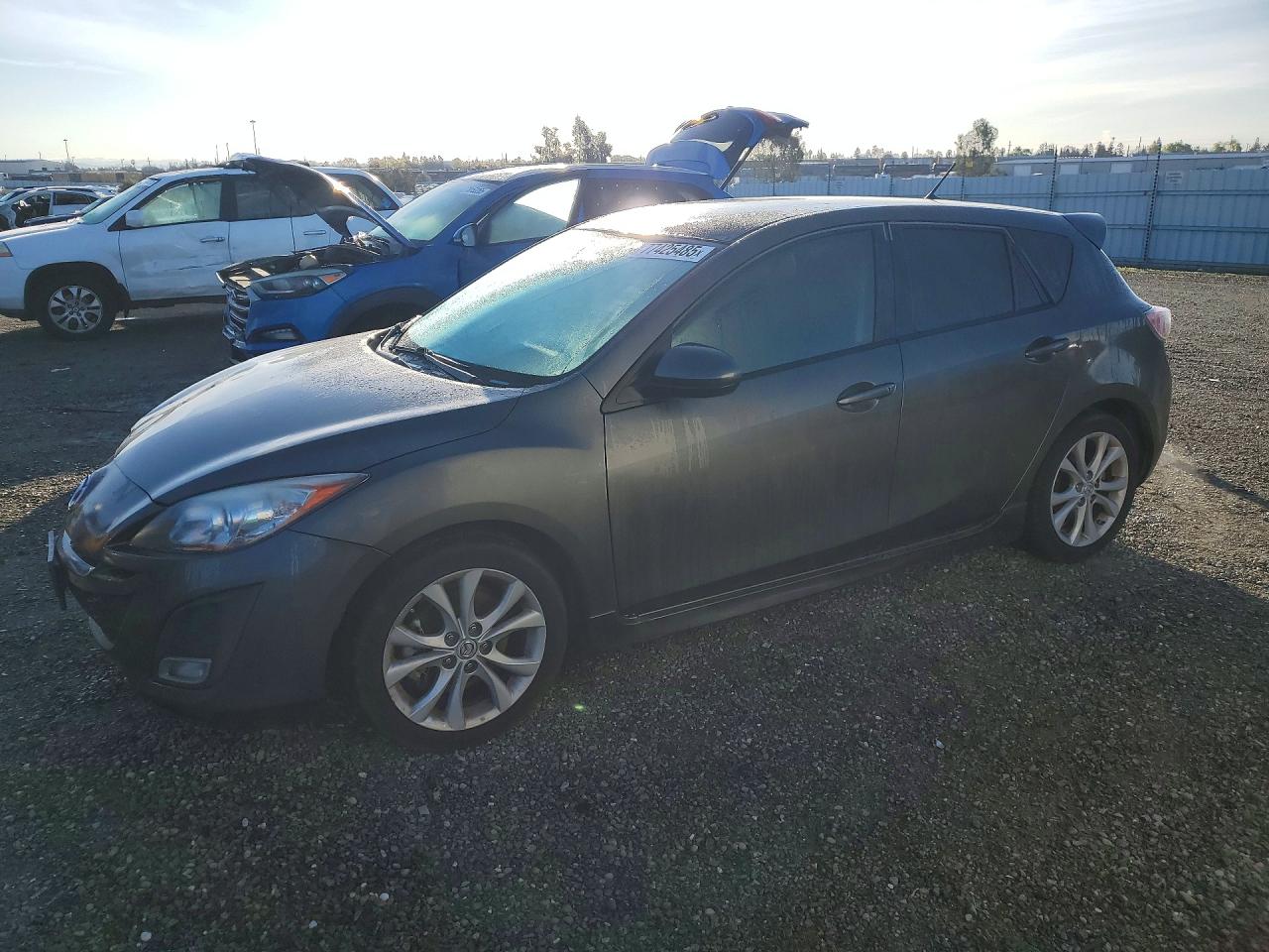 MAZDA 3 2011