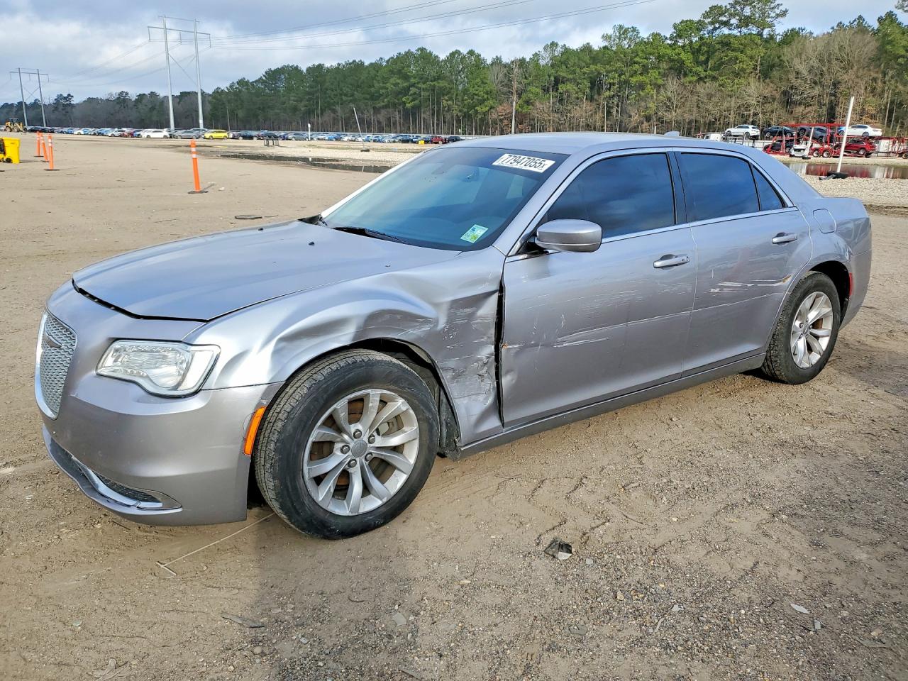 CHRYSLER 300 2015