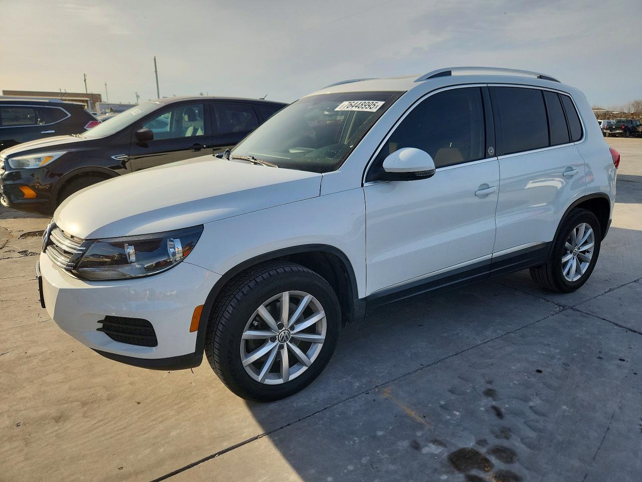 VOLKSWAGEN TIGUAN 2017