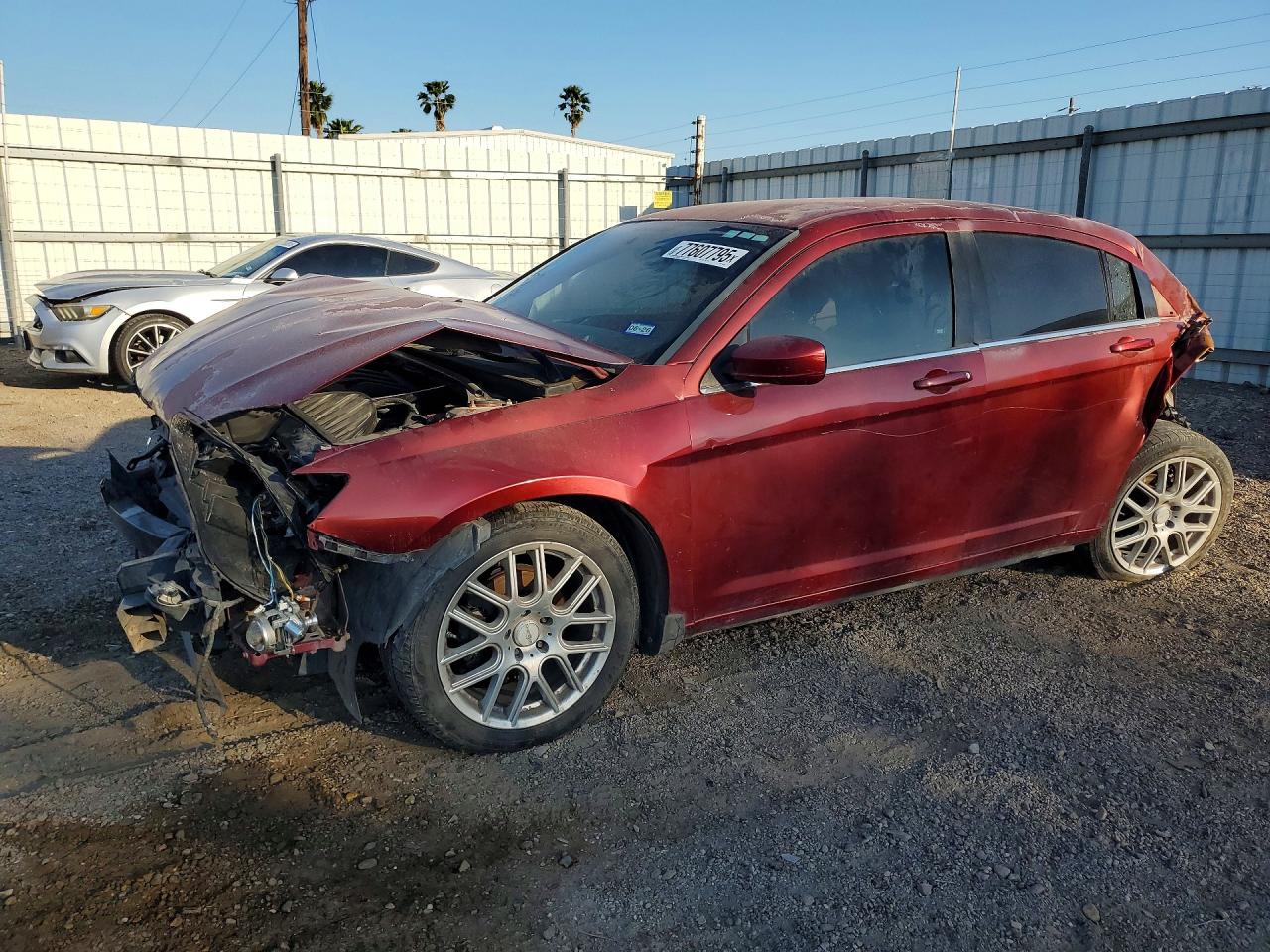 CHRYSLER 200 2013