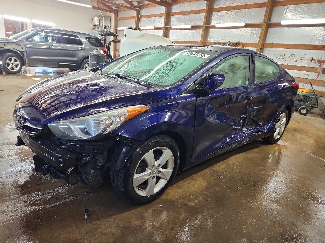 HYUNDAI ELANTRA 2013