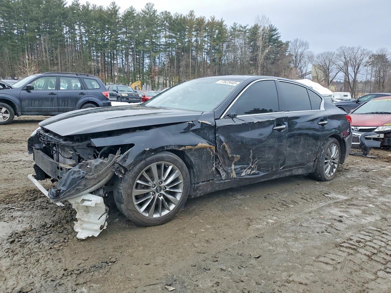 INFINITI Q50 2015