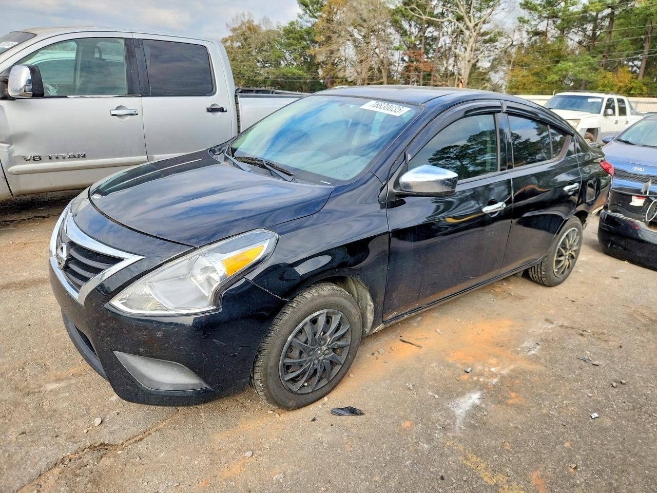 NISSAN VERSA 2019