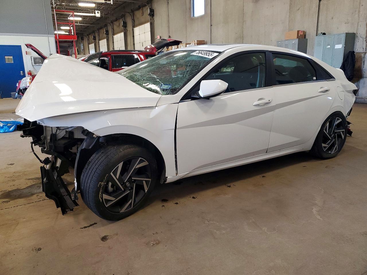HYUNDAI ELANTRA 2025