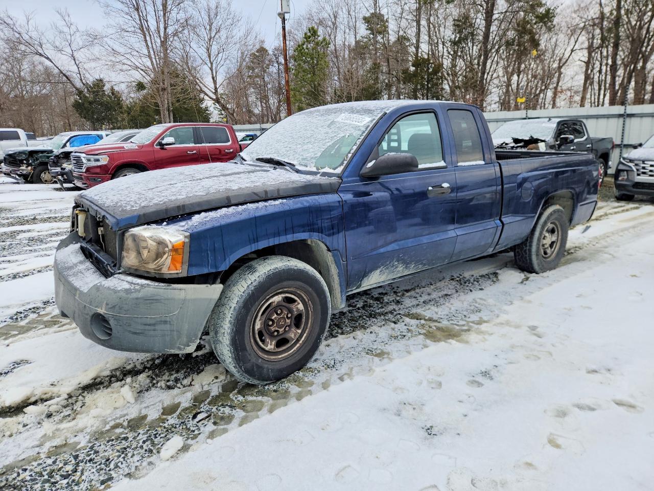 DODGE DAKOTA 2006