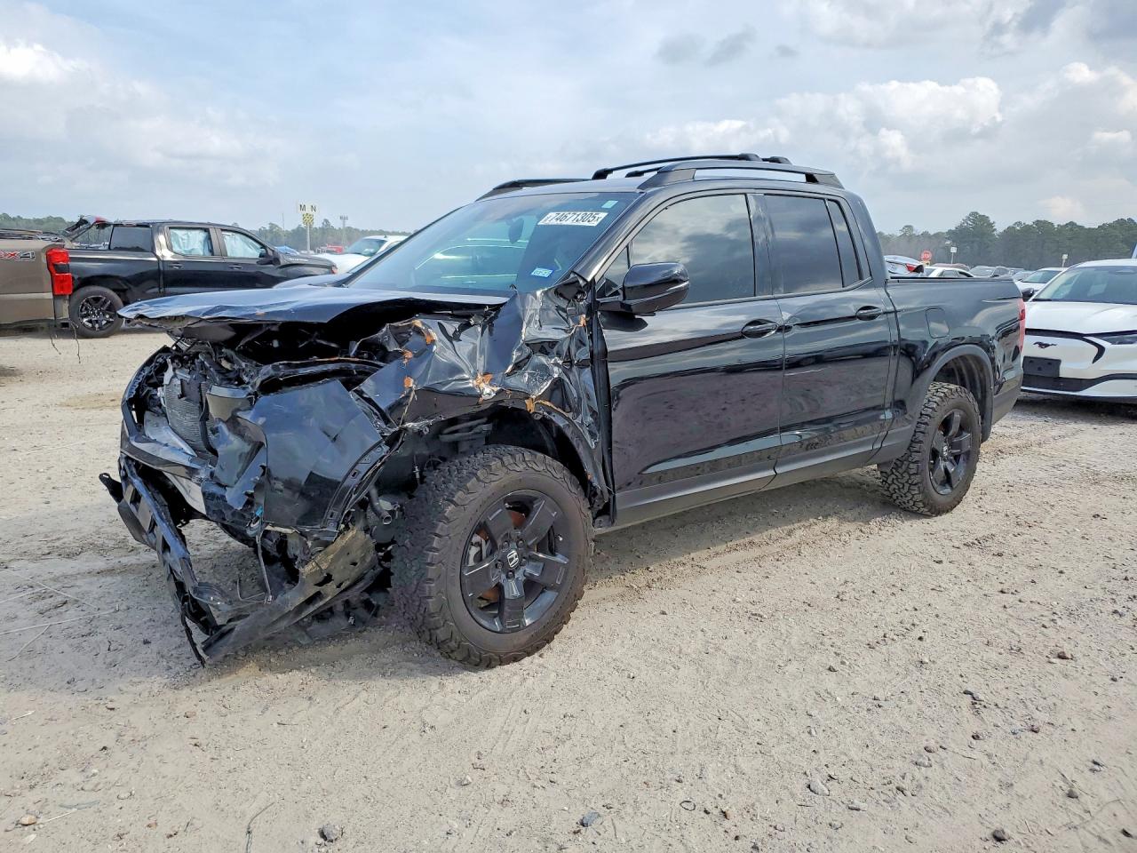 HONDA RIDGELINE 2025