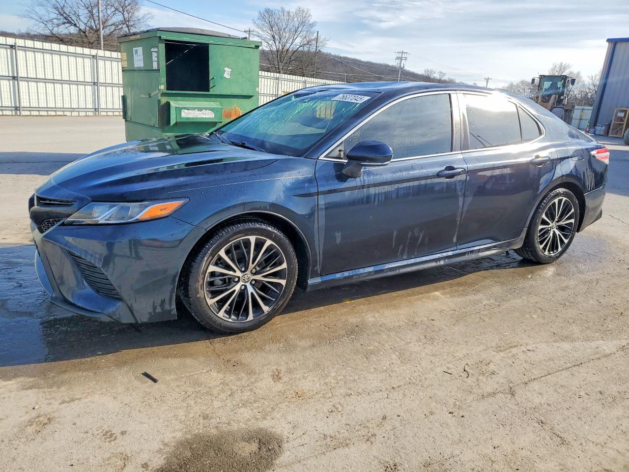 TOYOTA CAMRY 2020