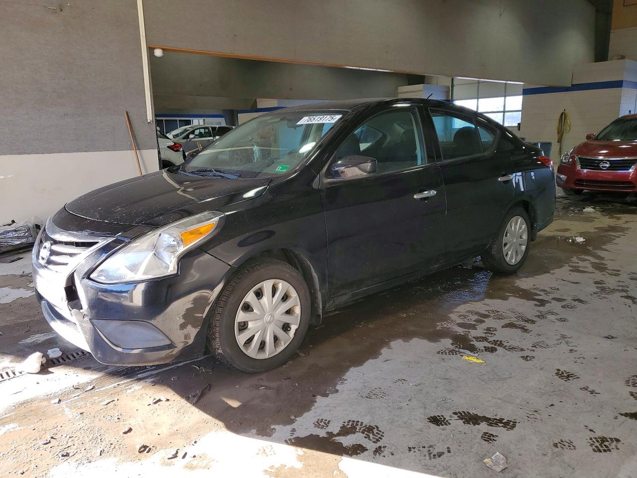 NISSAN VERSA 2015