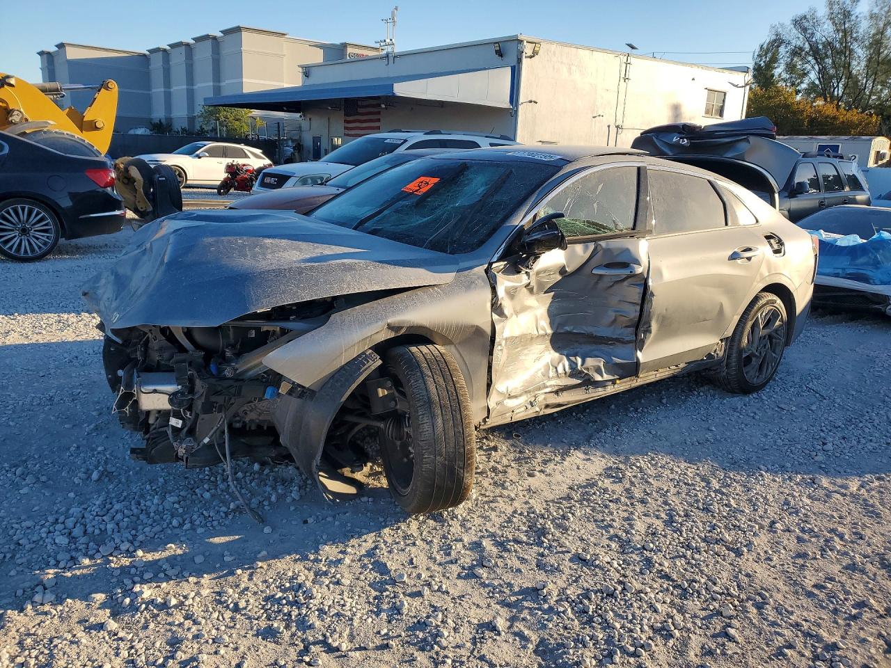 KIA K5 2025