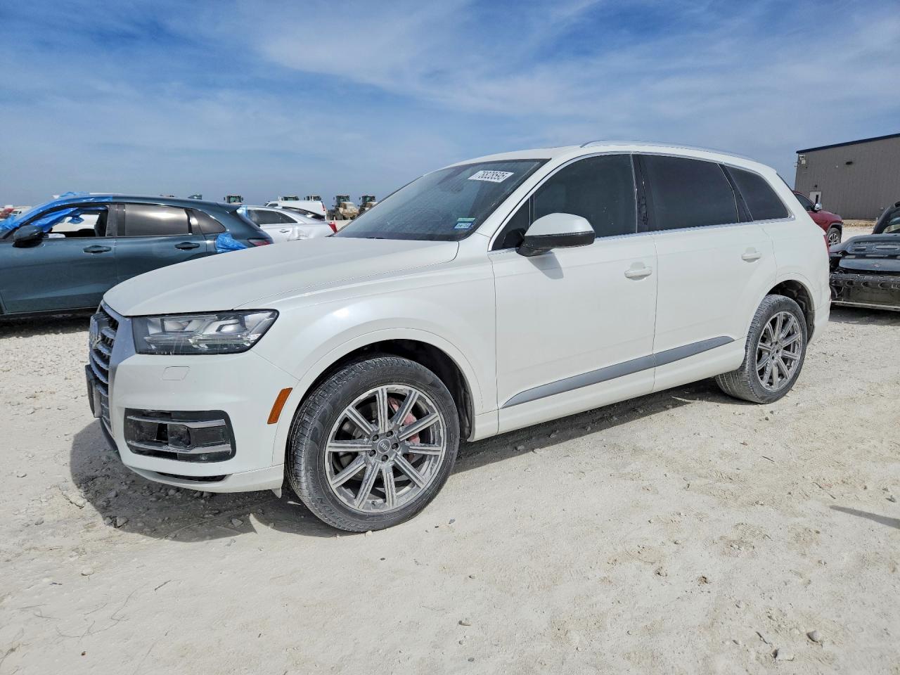 AUDI Q7 2017