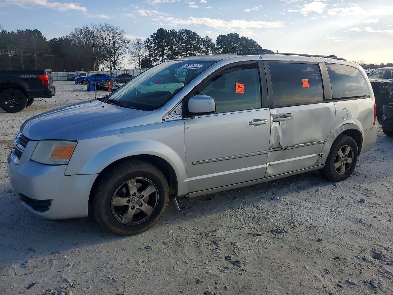 DODGE GRAND CARAVAN 2010