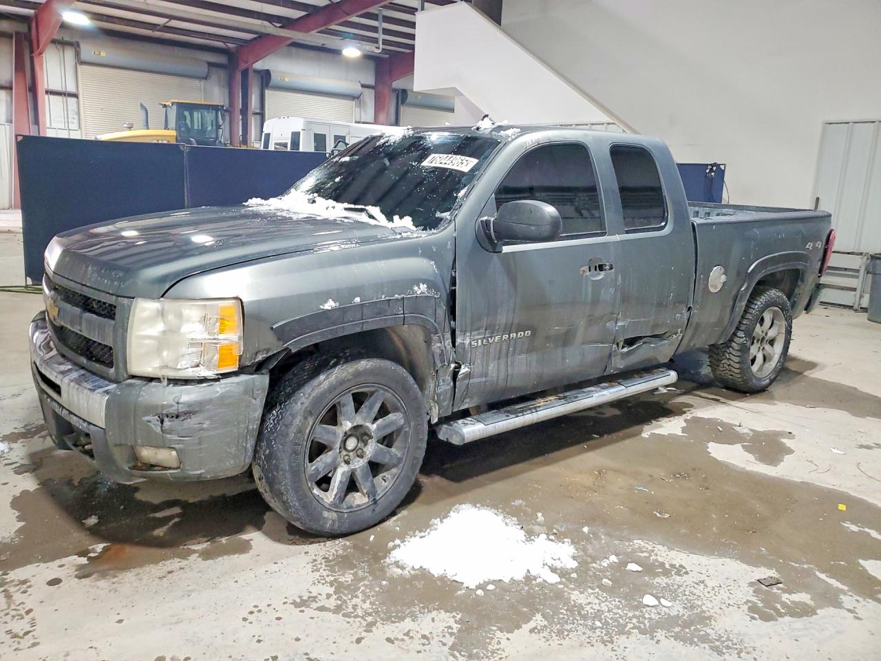 CHEVROLET SILVERADO 2011