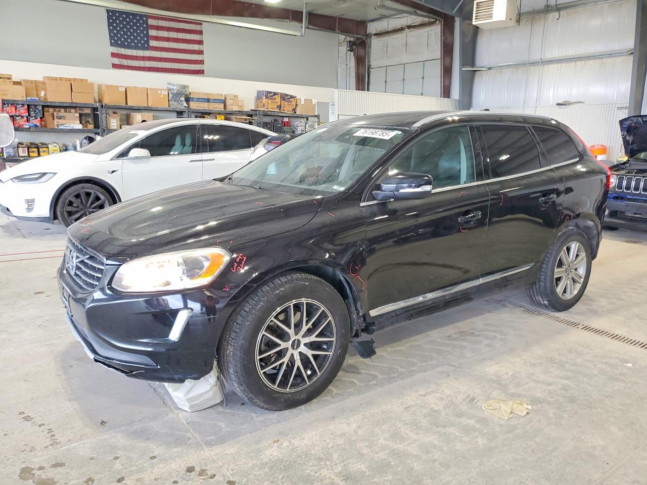 VOLVO XC60 2017