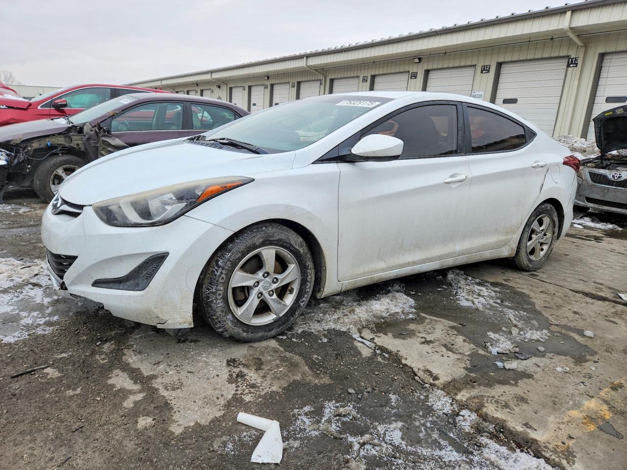 HYUNDAI ELANTRA 2015