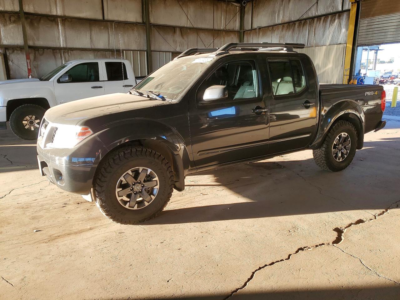 NISSAN FRONTIER 2014
