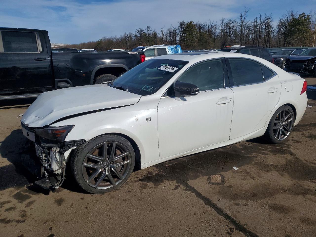LEXUS IS 2017