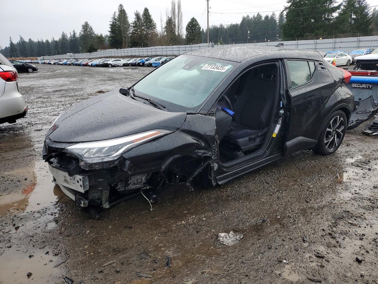 TOYOTA C-HR 2021