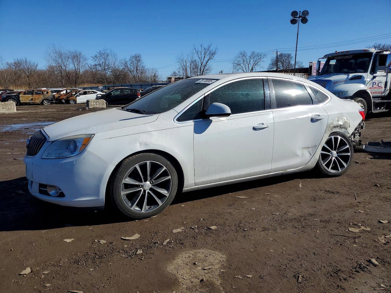 BUICK VERANO 2016